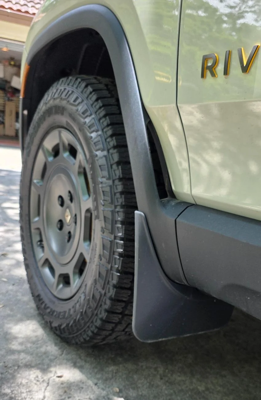 Rivian R1T R1S Rokblokz Mud Flaps on R1S? 20250620_132856