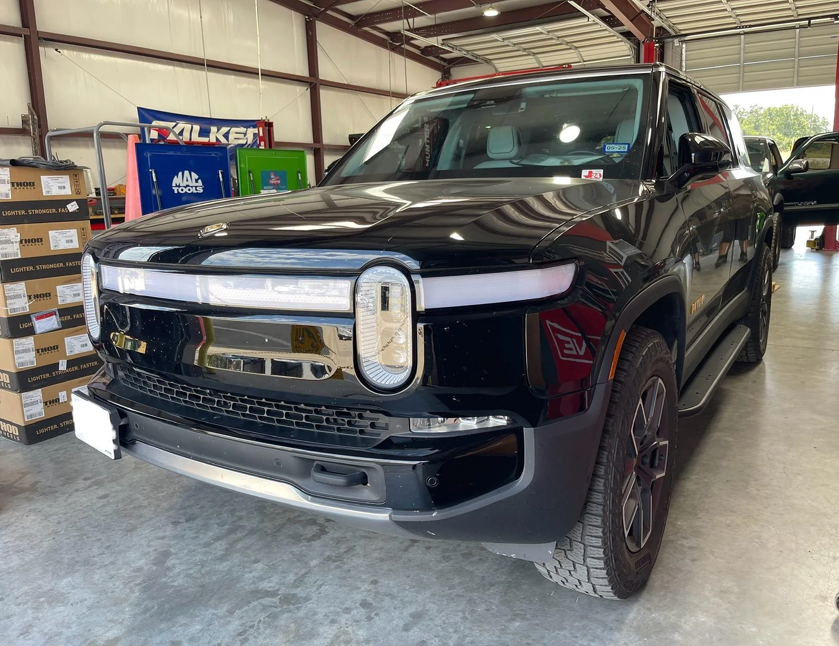 Rivian R1T R1S Best Running Boards for 2025 Rivian R1S - recommendations? IMG_6913