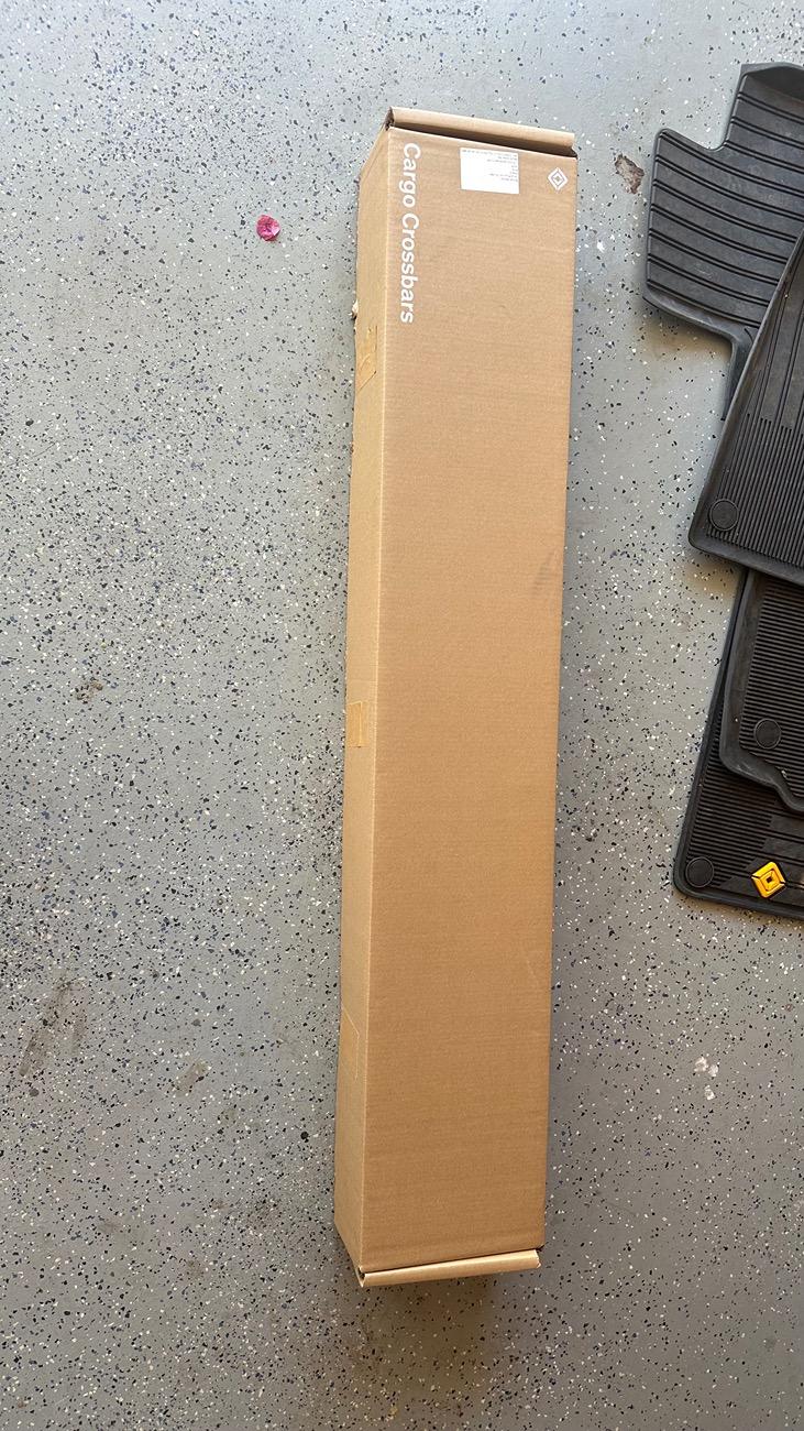Rivian R1T R1S Black Crossbars still in box IMG_2592