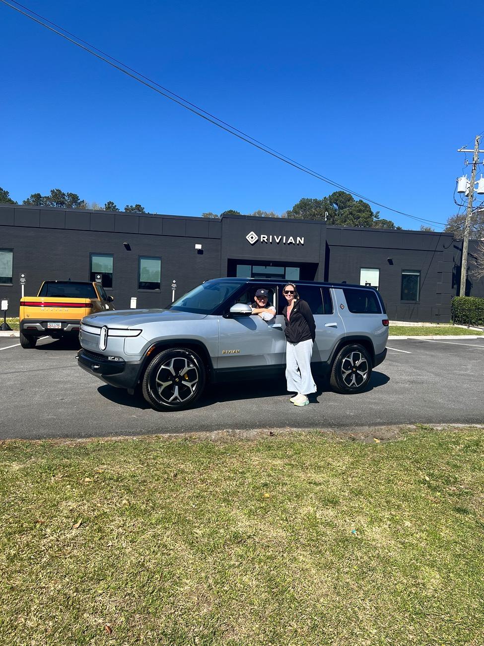 Rivian R1T R1S Loving my new to R1T IMG_5148