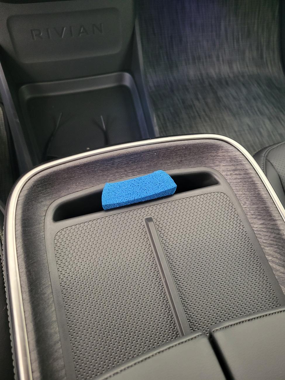 Rivian R1T R1S Updated wireless charging pad installed 1000004349