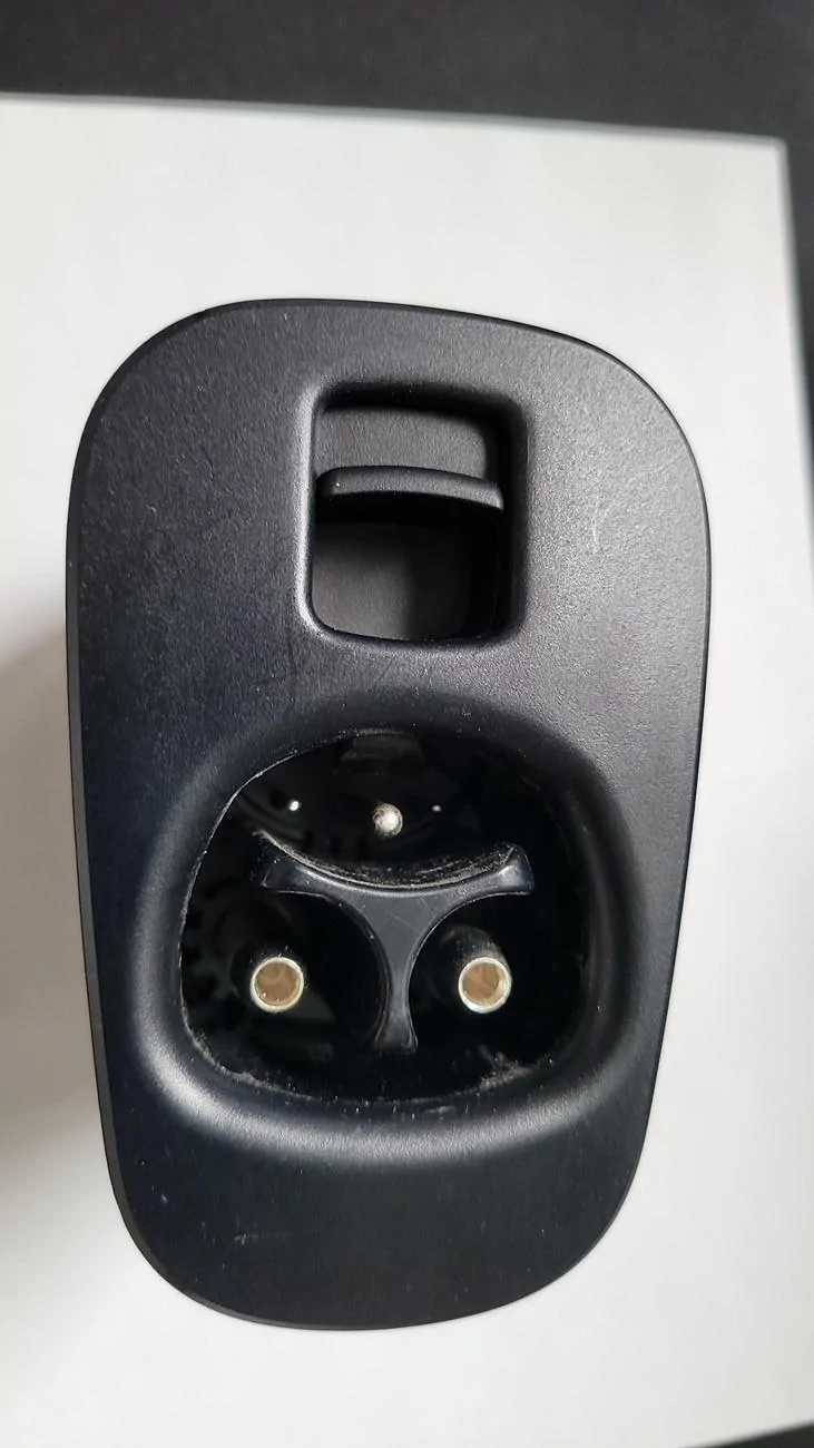 Rivian R1T R1S Tesla to Rivian - Charging Adapter NCAS to CCS Adapter 3