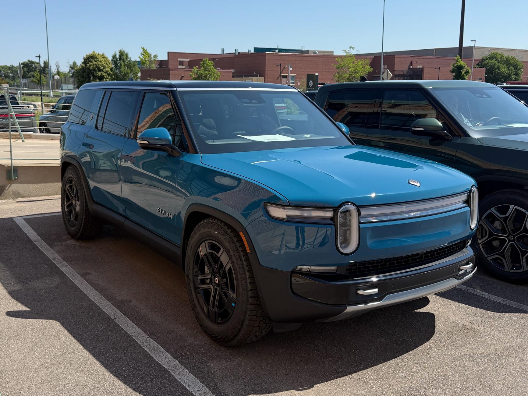 Rivian R1T R1S Gen 2 R1S Owners IMG_3179