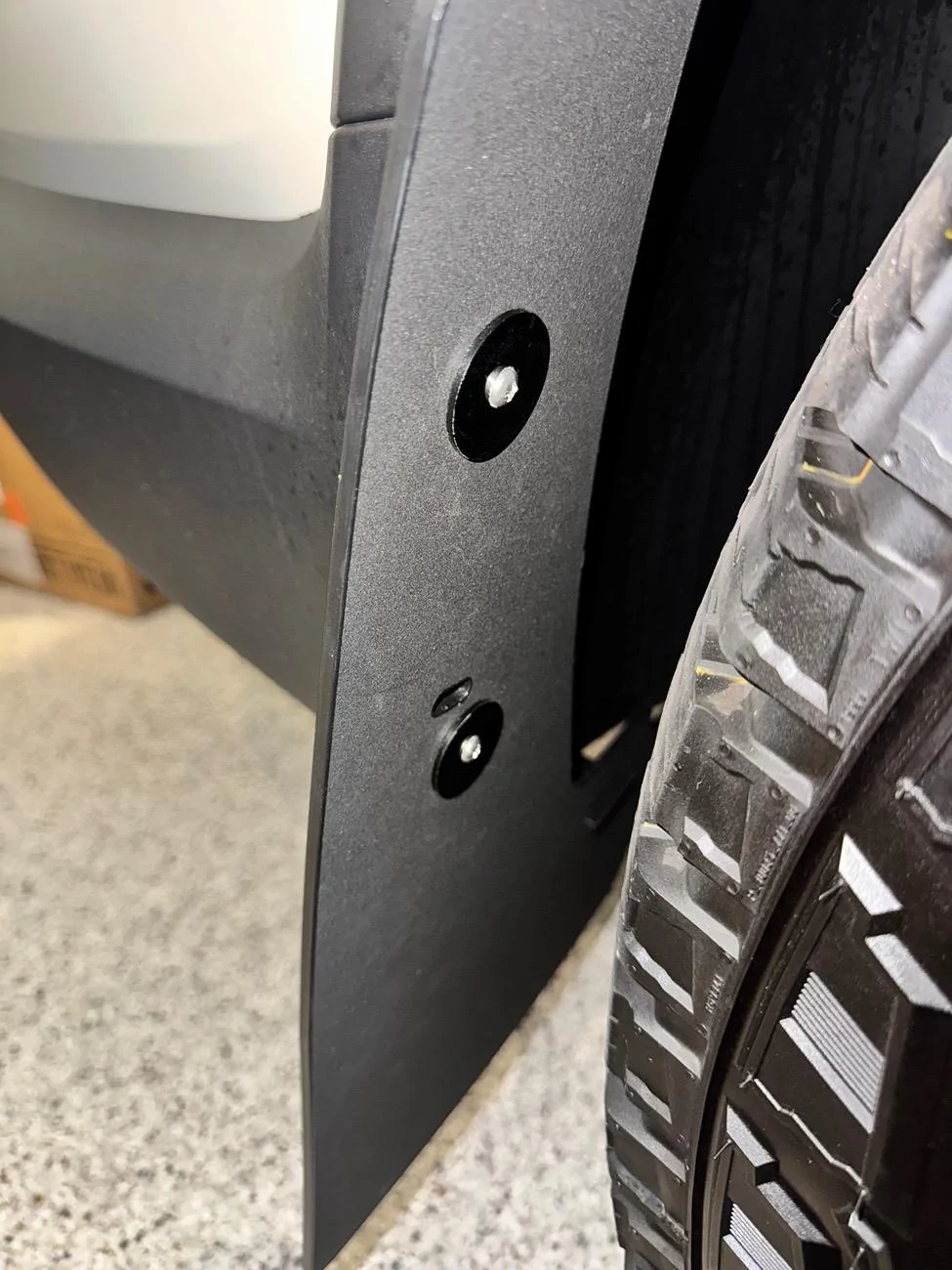 Rivian R1T R1S Rokblokz Mud Flaps on R1S? IMG_7105
