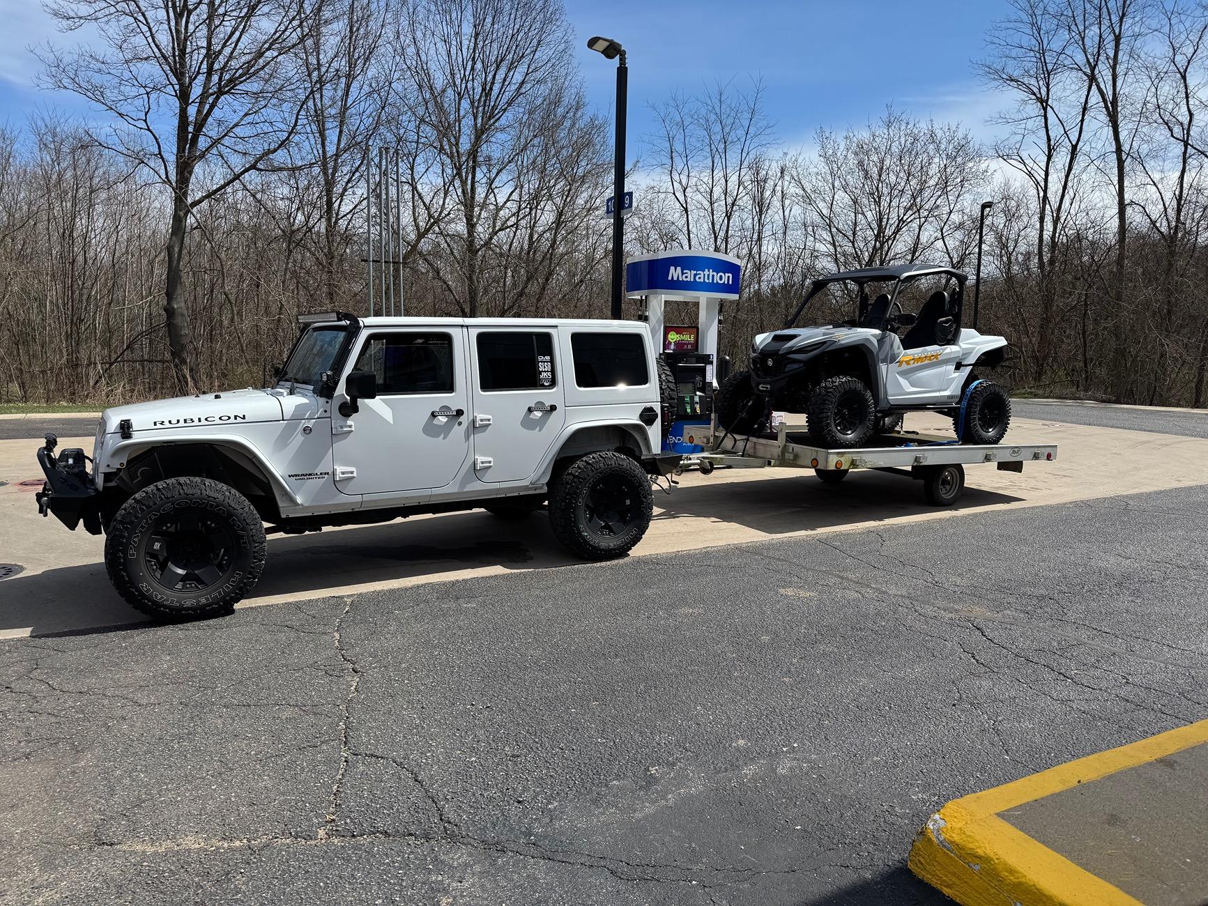 Rivian R1T R1S What do you park your Rivian next to? IMG_2134