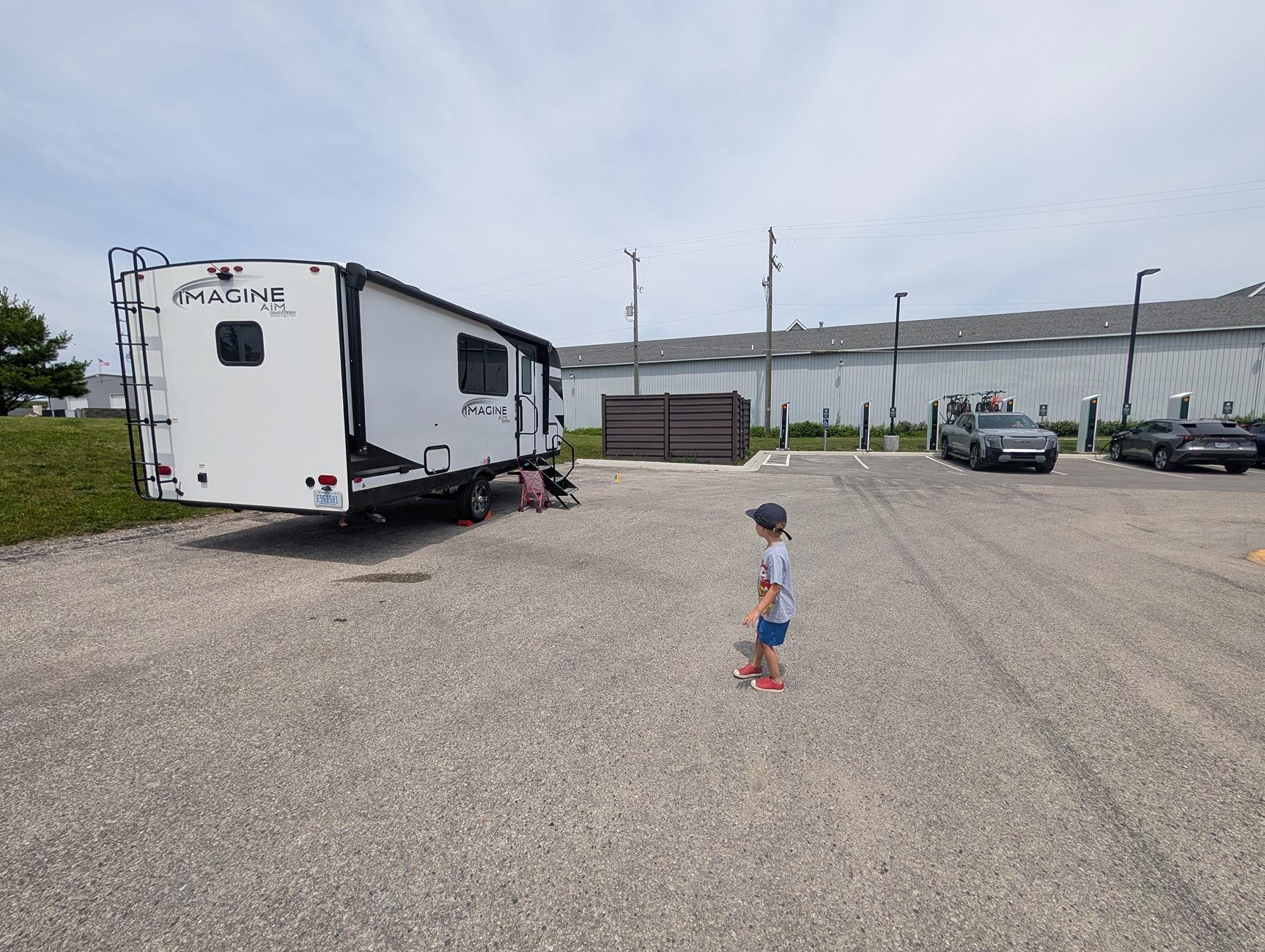 Rivian R1T R1S >300kW at a RAN today 1000007411