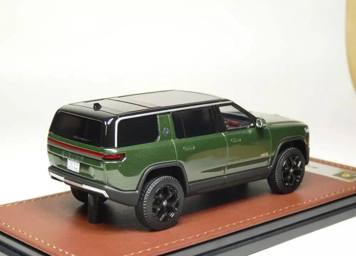 Rivian R1T R1S LAST CALL Rivian 1/43 models IMG_7986