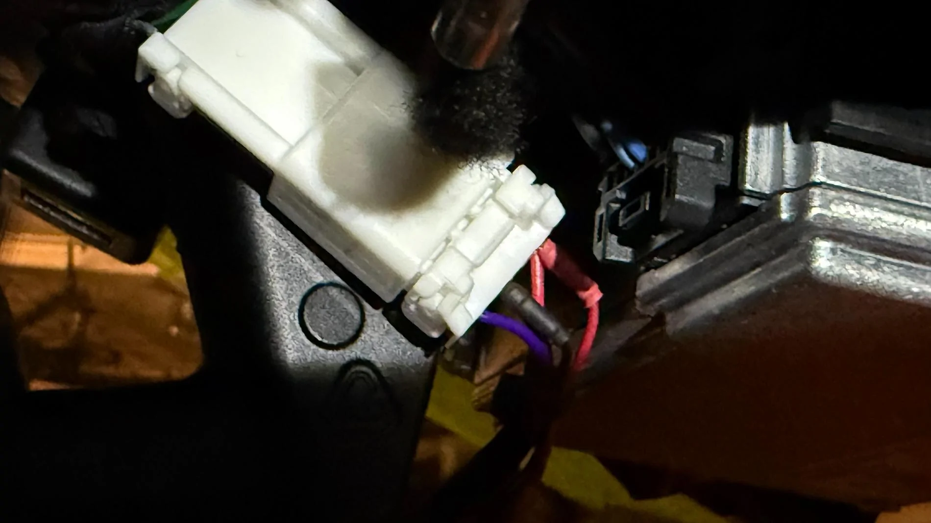 Rivian R1T R1S Radar Detector hardwire, who has done it? IMG_8588
