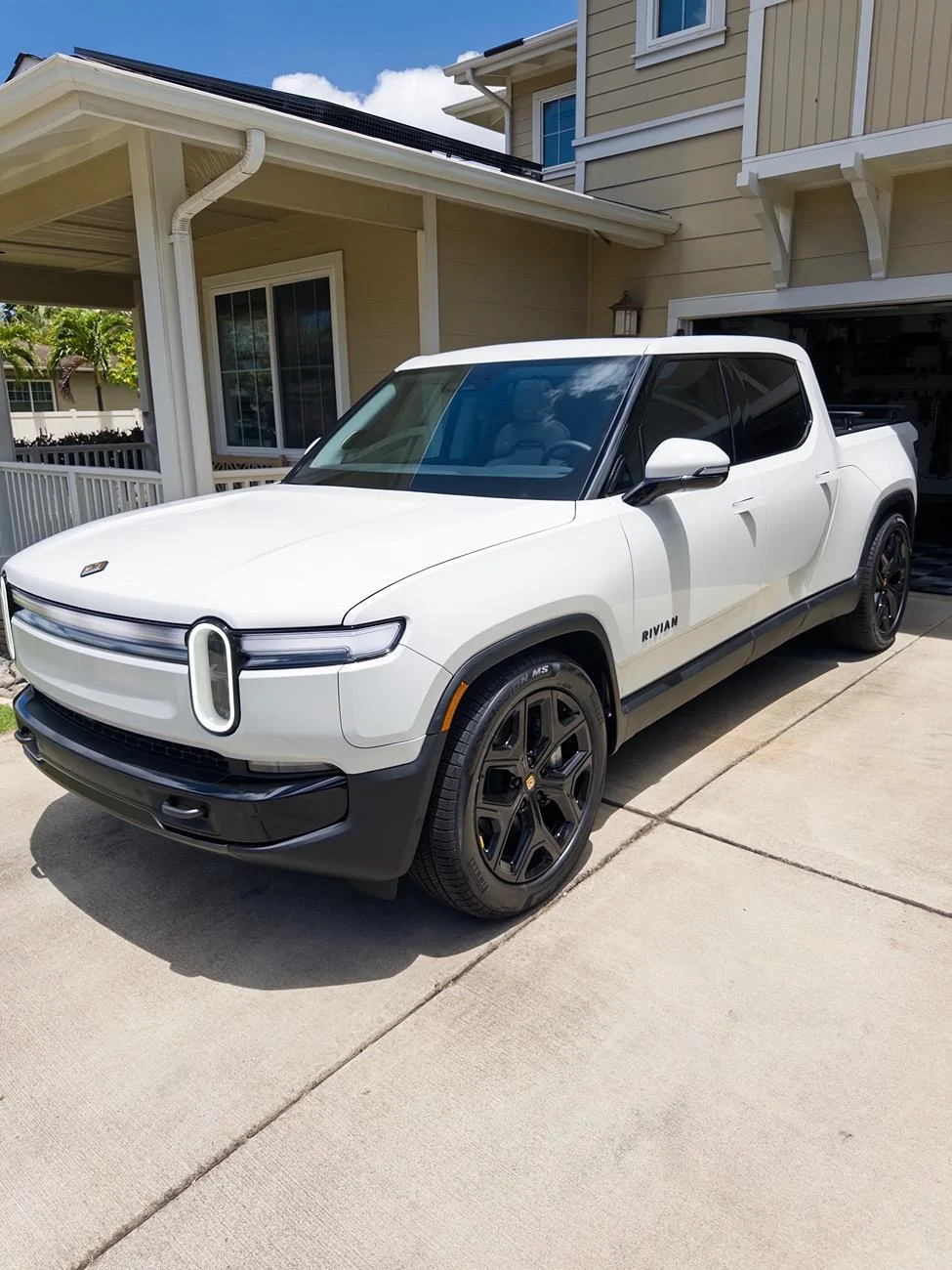 Rivian R1T R1S New 2025 R1T DM Performance Owner IDG_20250710_114745_197