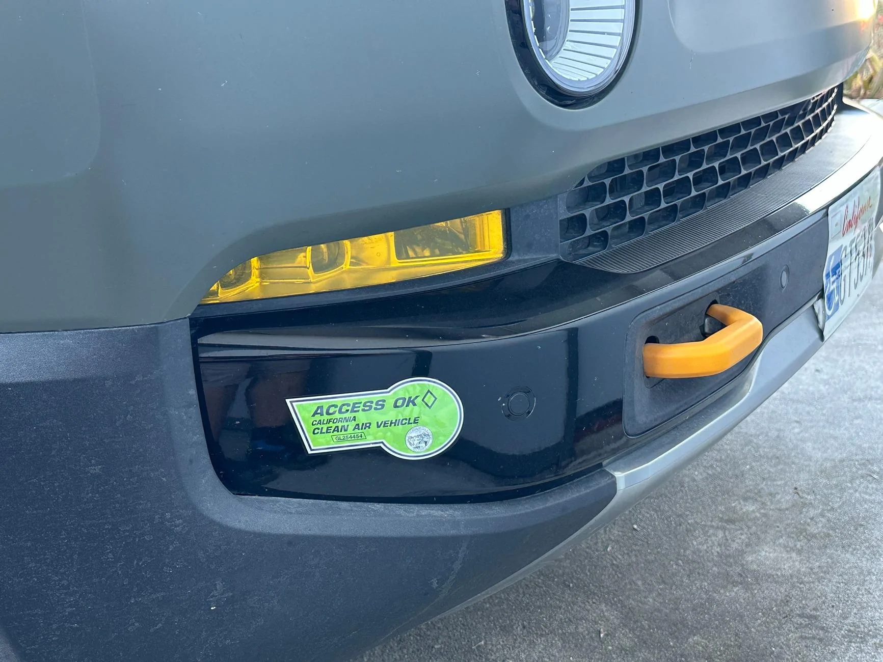 Rivian R1T R1S Clean Air Vehicle Decals keep falling off IMG_8282