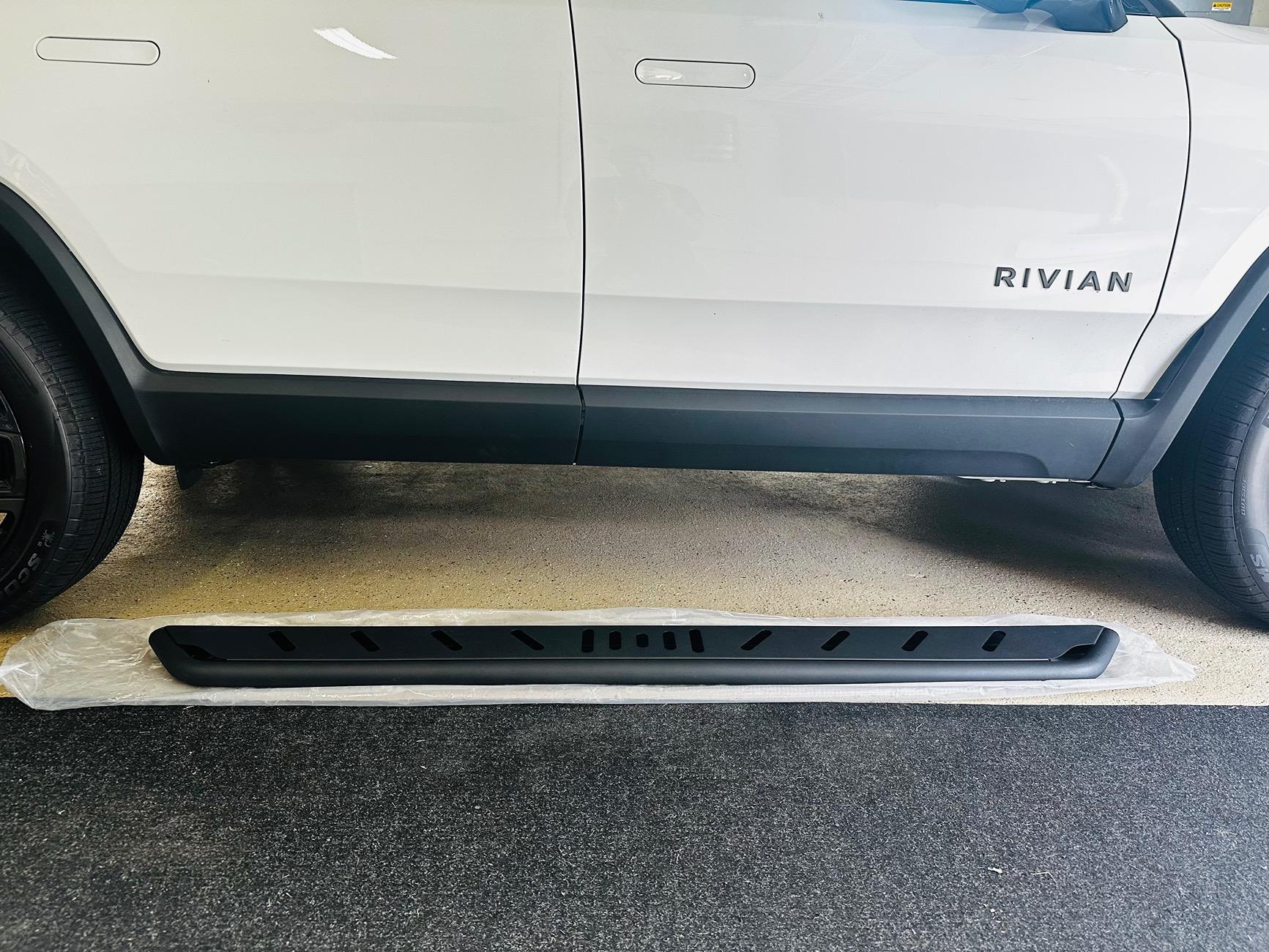 Rivian R1T R1S EV base running board install instructions for 2025 Gen 2 R1S IMG_7837