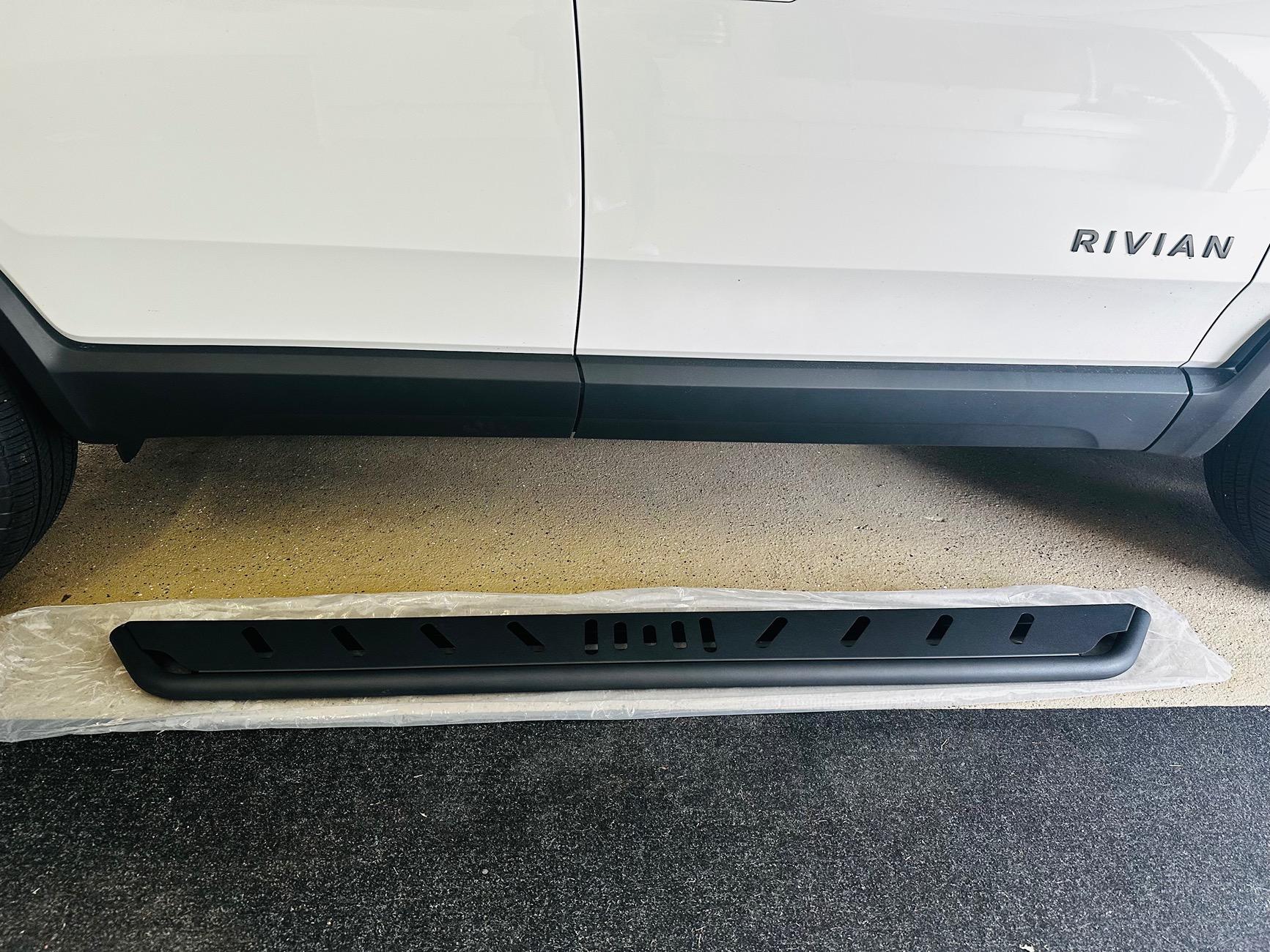 Rivian R1T R1S EV base running board install instructions for 2025 Gen 2 R1S IMG_7838