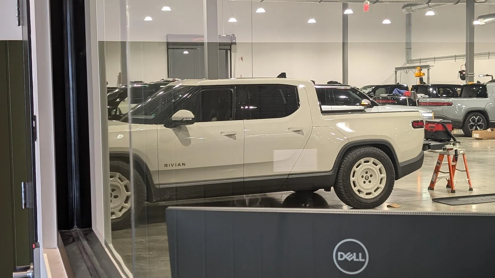 Rivian R1T R1S Red Canyon and Limestone Colors Gone for 2026? 1752613014195-sm