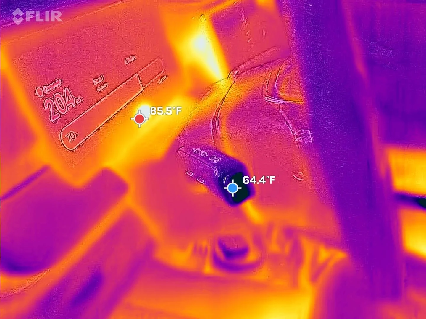 Rivian R1T R1S Tail lights keep blinking FLIR_20250716_060421_850