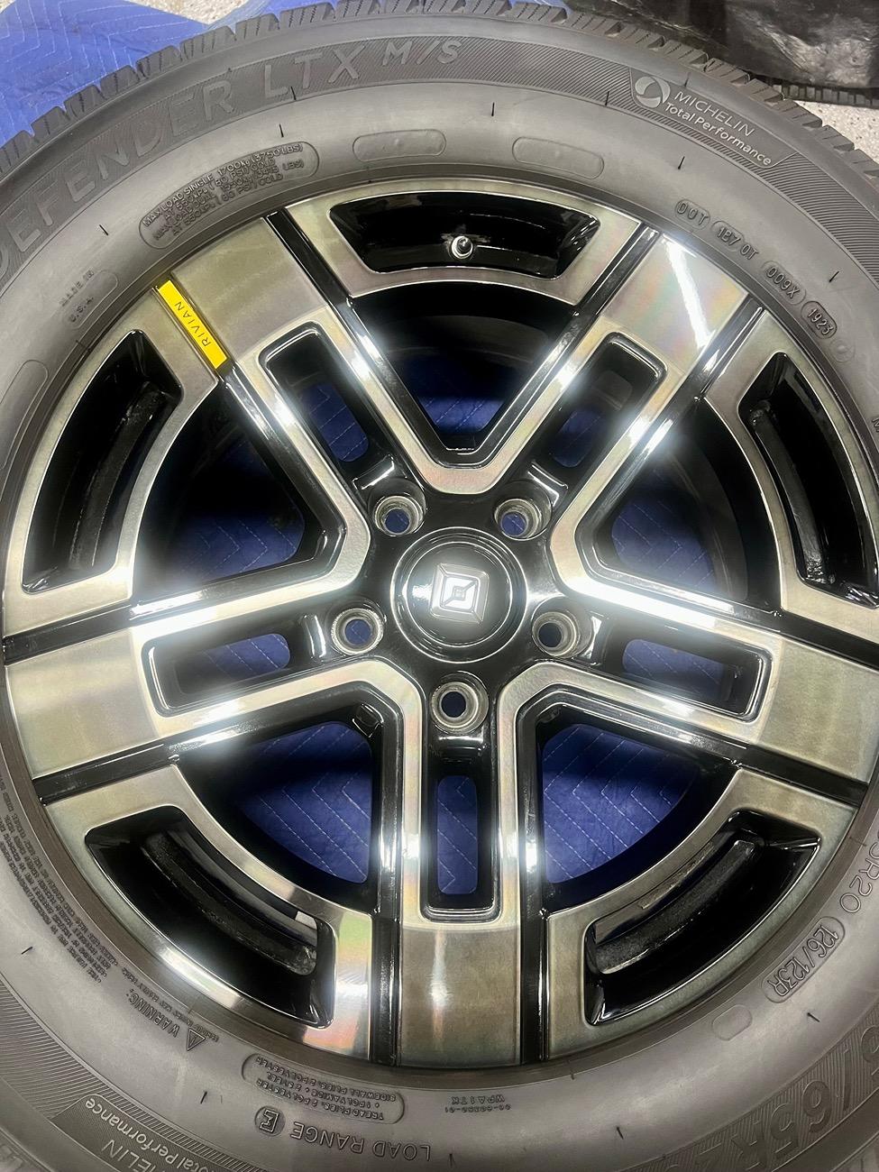 Rivian R1T R1S FS- 20” Rivian wheels - $2k FullSizeRender