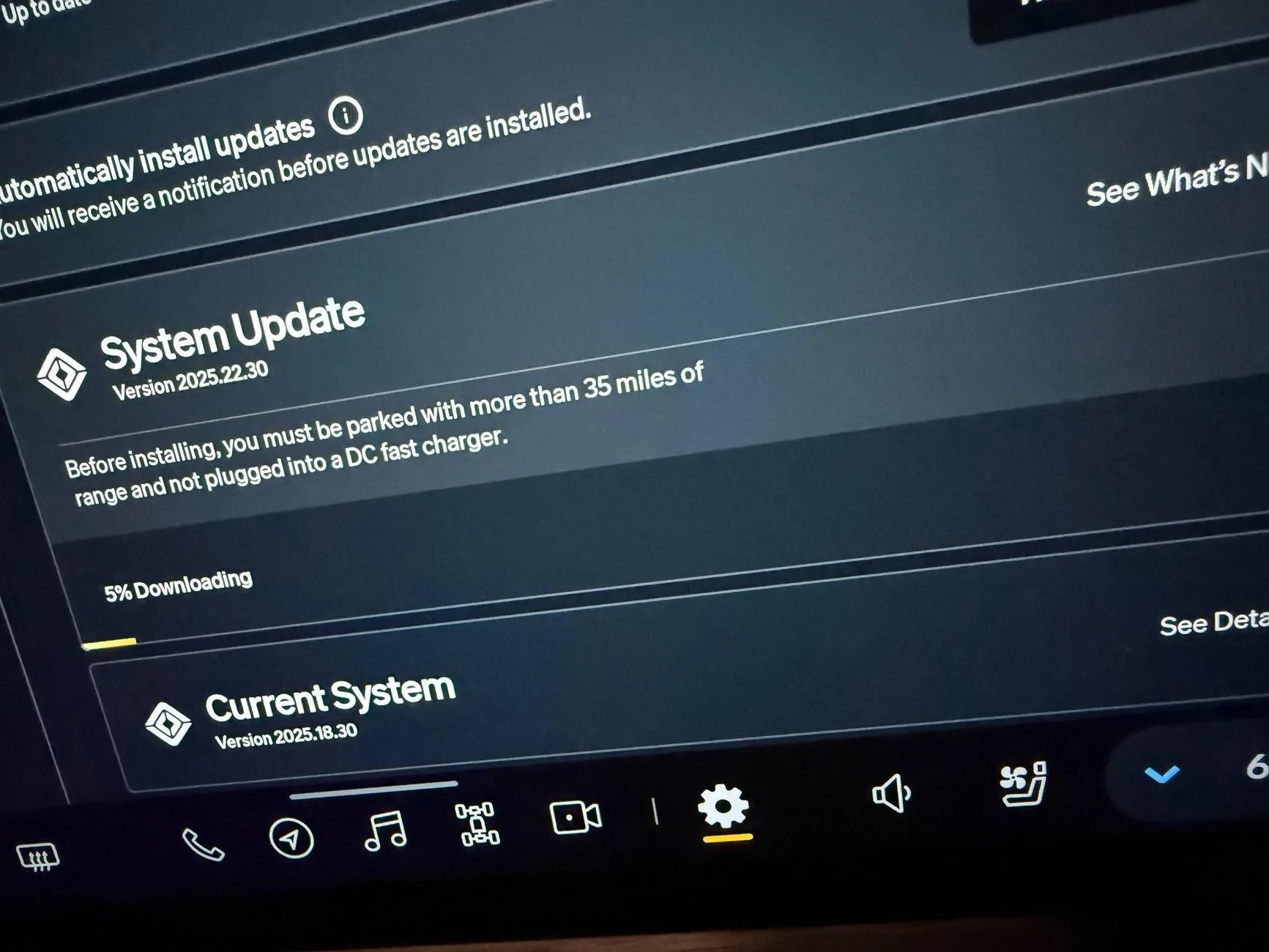 Rivian R1T R1S Paused software download IMG_0008