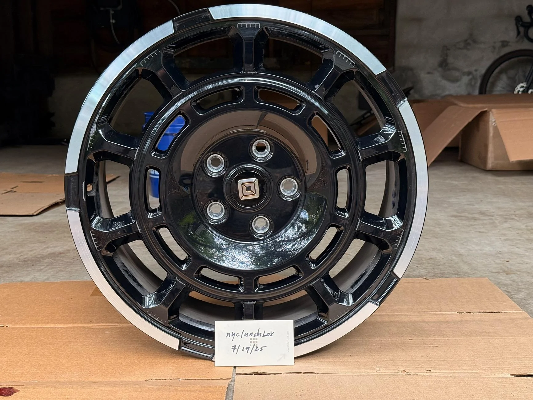 Rivian R1T R1S FS: 22" Gen 2 Range wheels only (4) -- $1800 IMG_5185