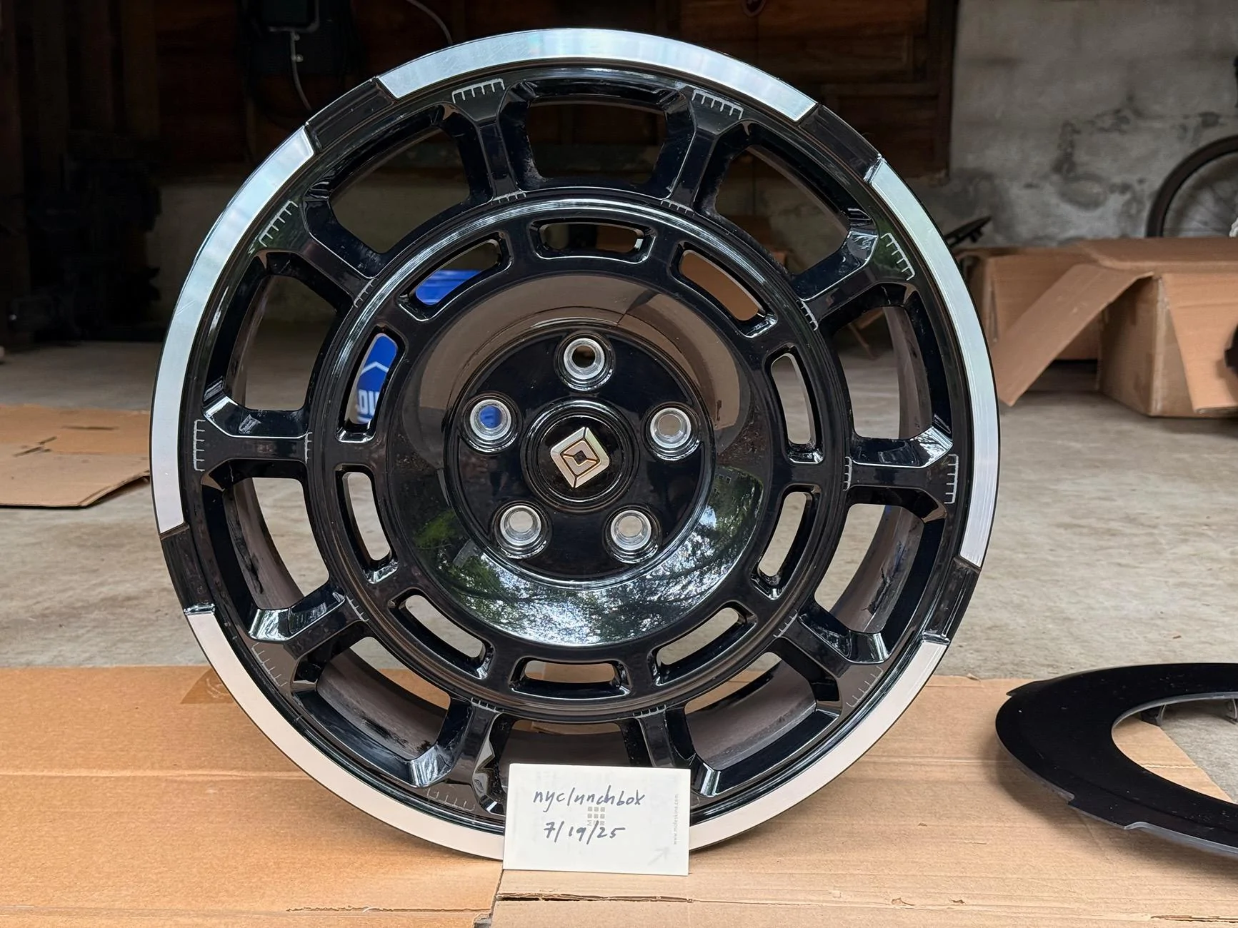 Rivian R1T R1S FS: 22" Gen 2 Range wheels only (4) -- $1800 IMG_5182