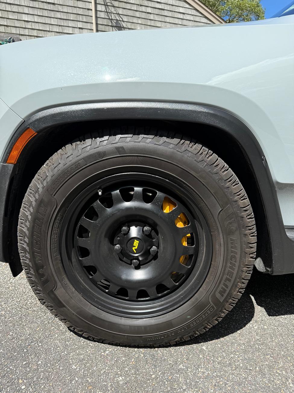 Rivian R1T R1S Tire Advice for 2023 Rivian R1S – Stuck Between XTM, KO3, and Toyo A/T III IMG_3447