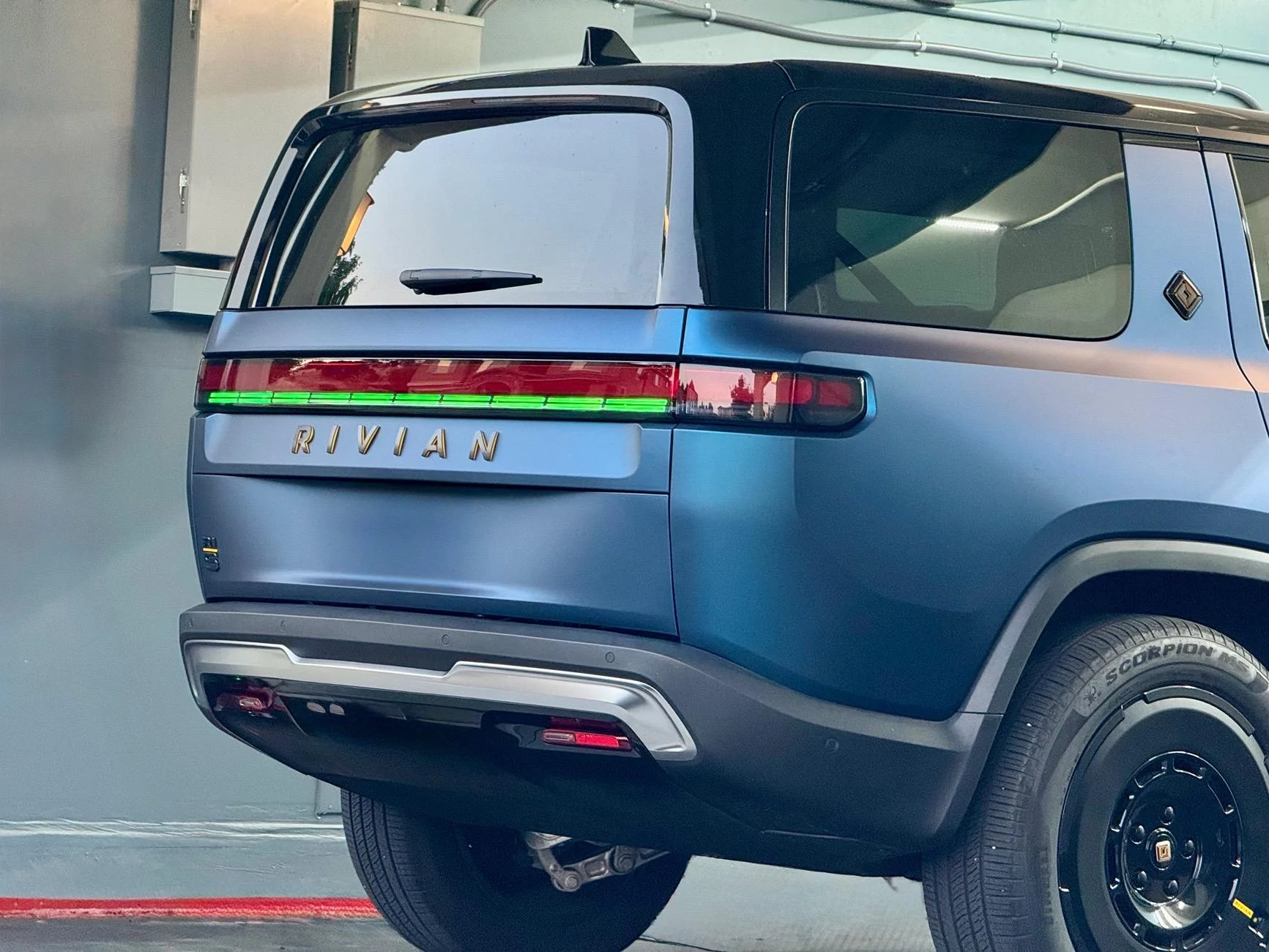 Rivian R1T R1S First ever DIY pre-cut Color PPF Wrap for R1S - 12hrs install time IMG_4030