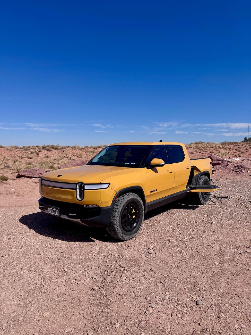 Rivian R1T R1S COMPASS YELLOW R1T Photos IMG_3862