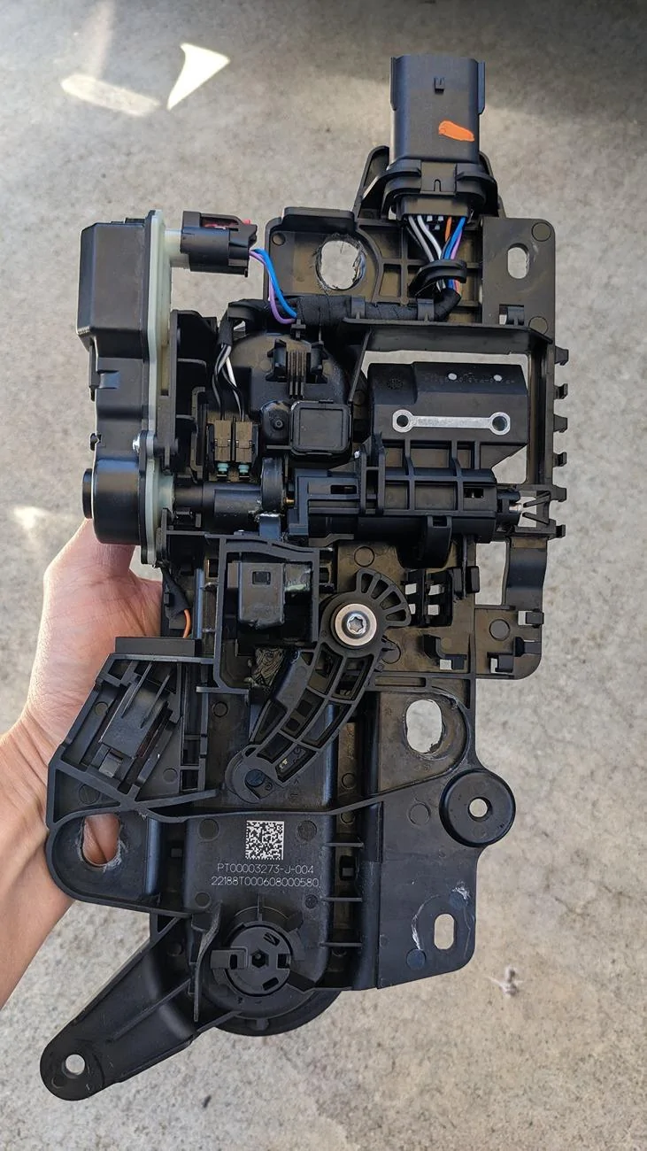 Rivian R1T R1S They came and swap out my stuck door handles (a look at the part) 1000044894