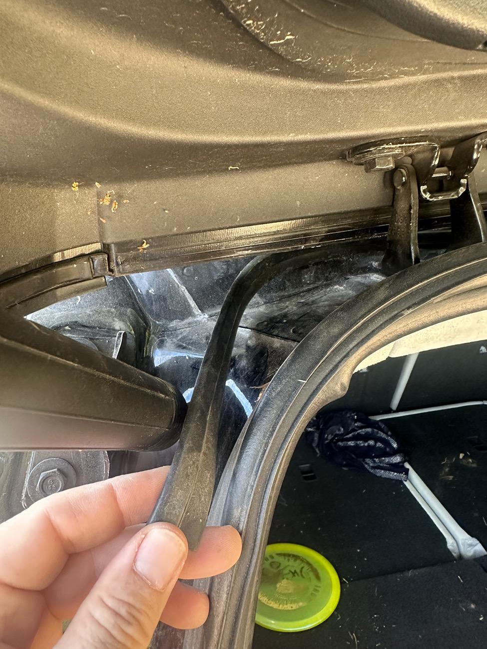 Rivian R1T R1S 2023 R1S weather stripping falling off IMG_3255