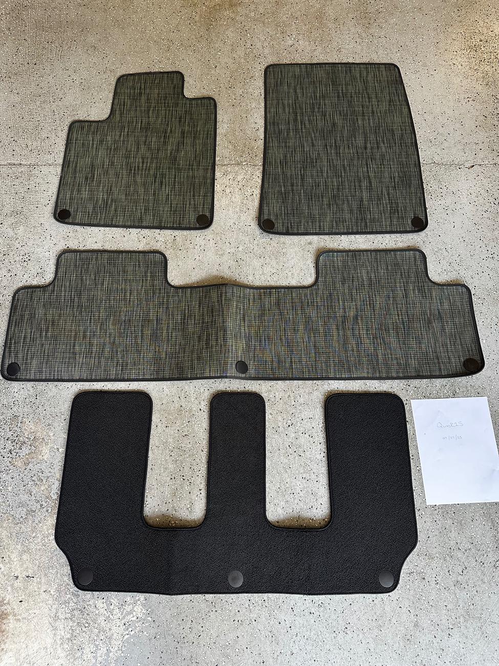 Rivian R1T R1S Rivian R1S factory floor mats IMG_6706