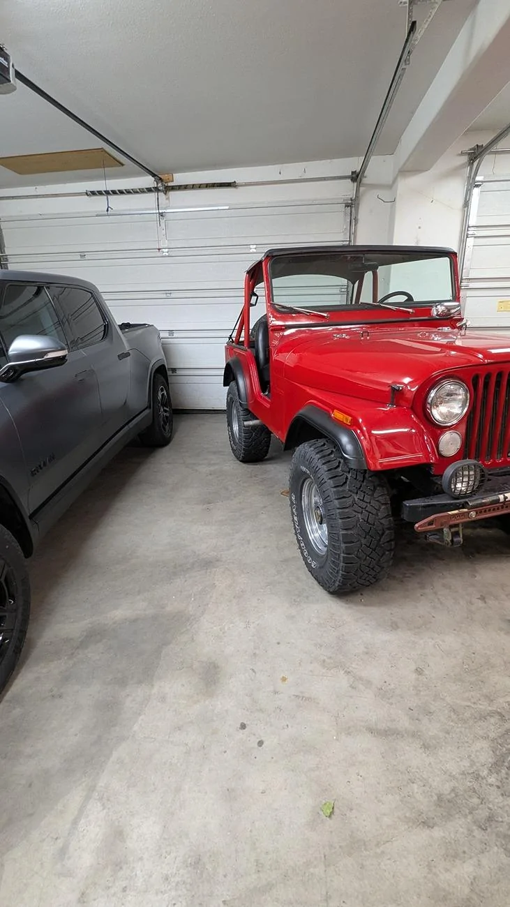 Rivian R1T R1S What do you park your Rivian next to? 1000005496