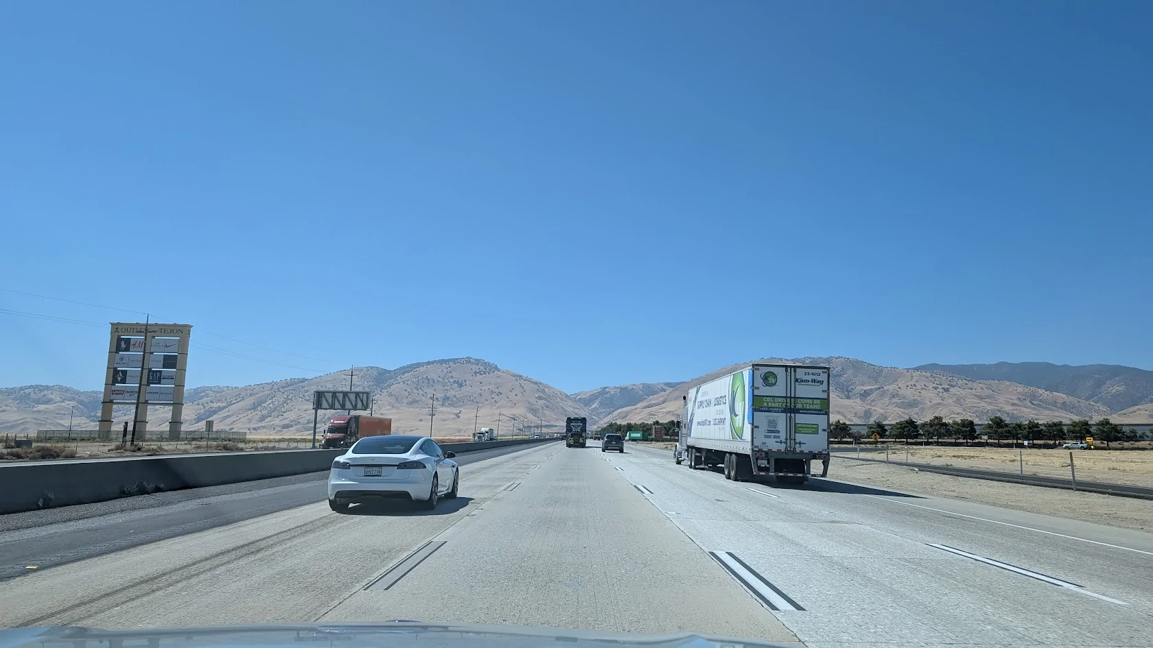 Rivian R1T R1S 1725mi (50hr) Road Trip w/ Comma 3X – Impressed! 1754163028259-h7