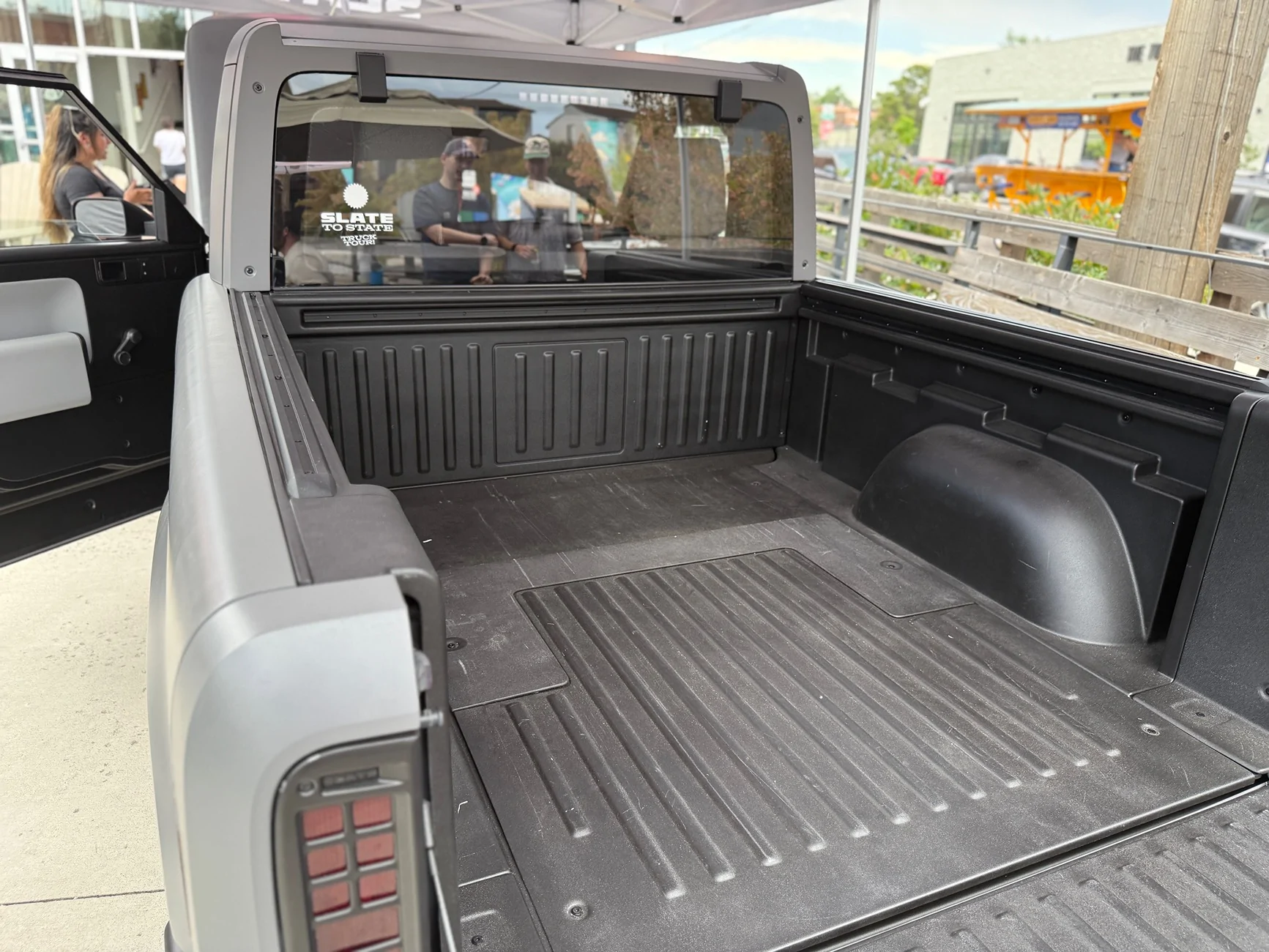 Rivian R1T R1S SLATE EV Truck / SUV Info & News IMG_0222