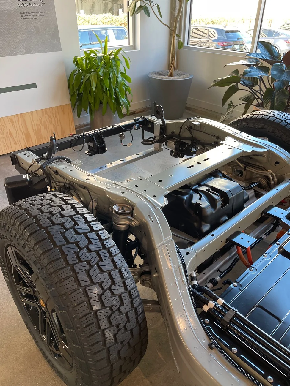 Rivian R1T R1S Clunking sound from front end. IMG_9616