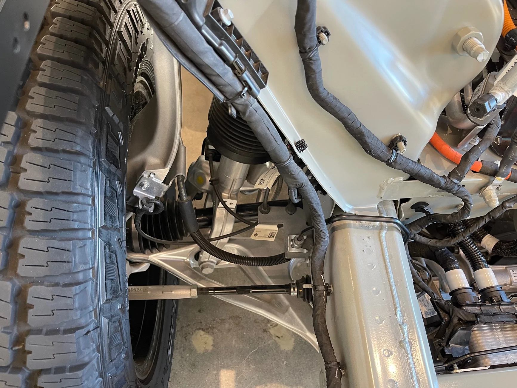 Rivian R1T R1S Clunking sound from front end. IMG_9610