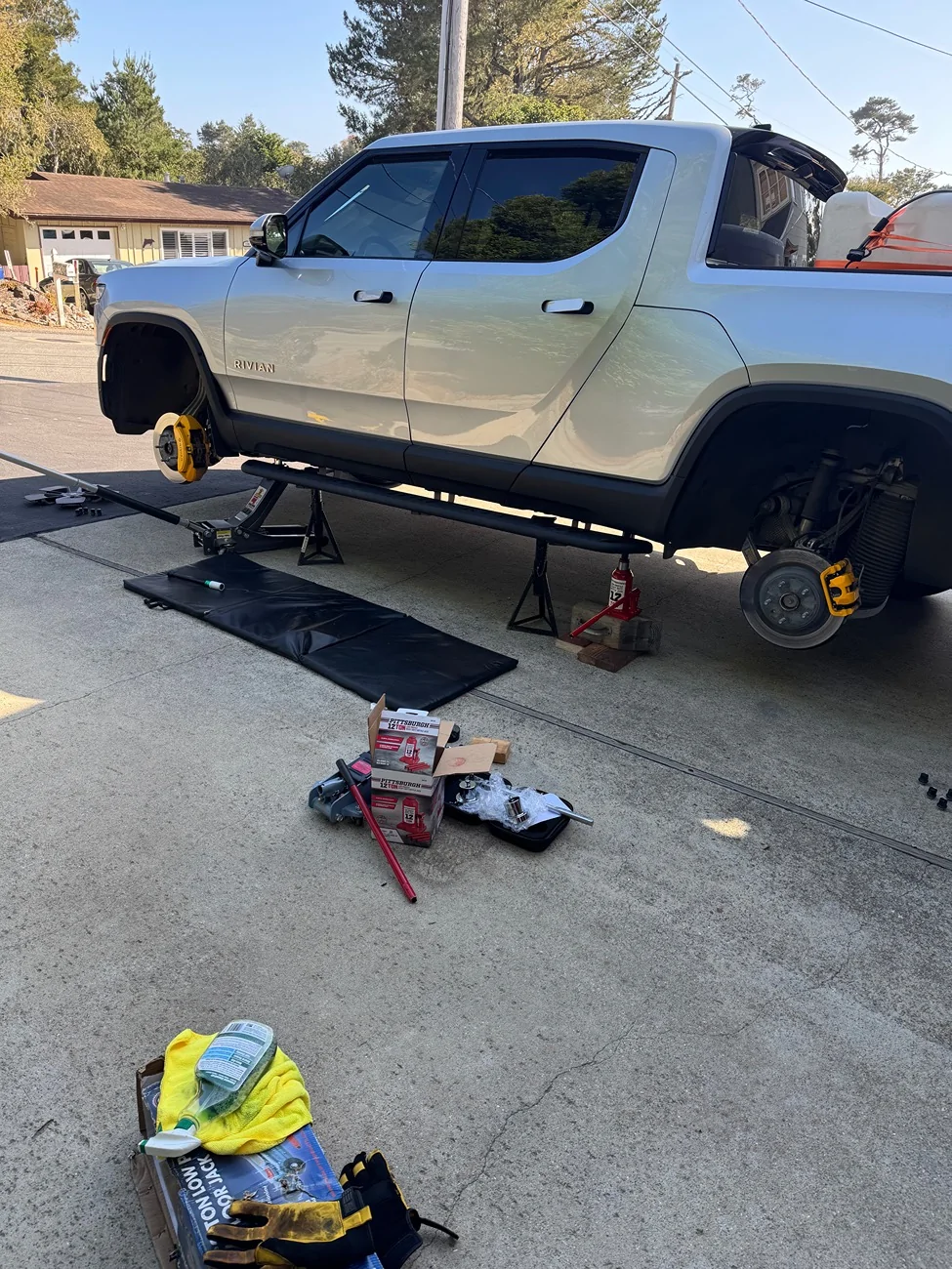 Rivian R1T R1S DIY Tire Rotation? IMG_7792