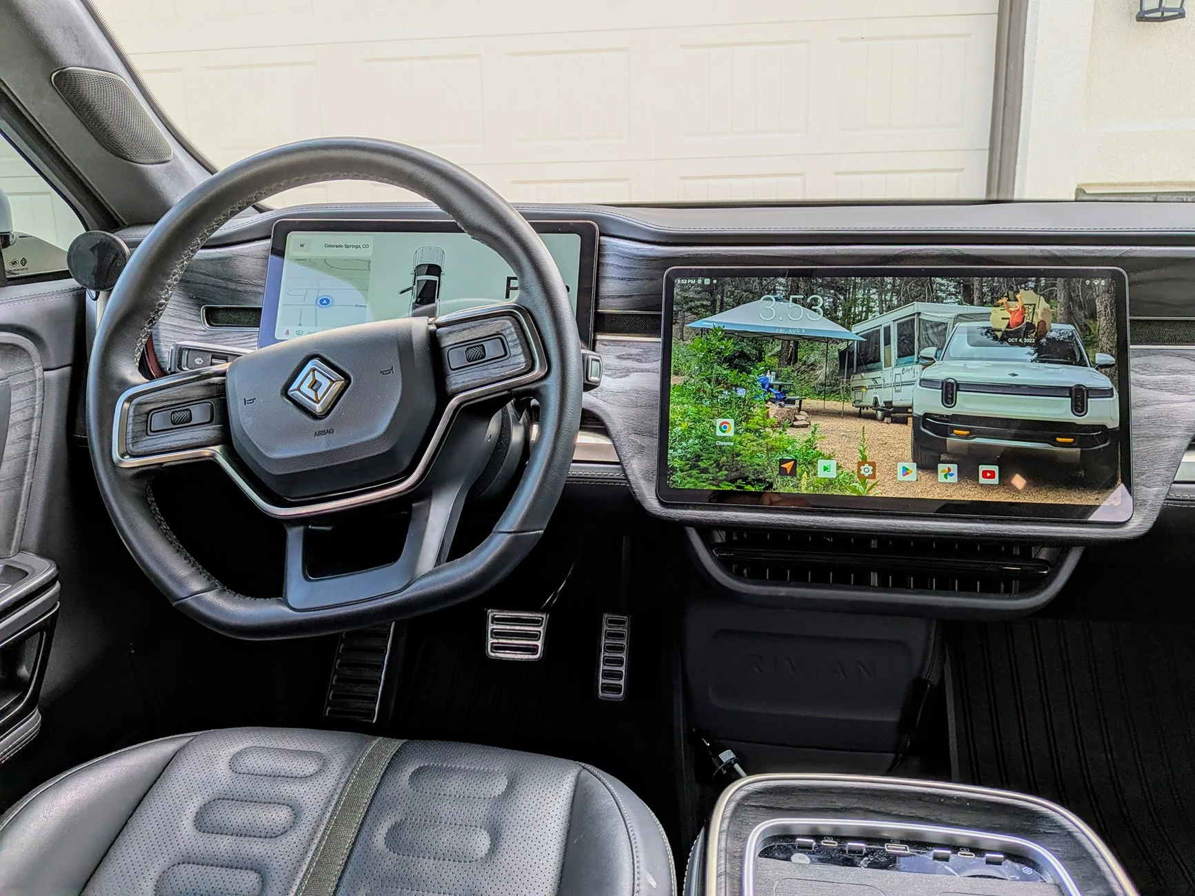 Rivian R1T R1S 🔥 EVPLAY : Apple CarPlay and Android Auto are Finally Here | EVPLAY Install, Setup, Initial Impressions ⚡ PXL_20250808_215326516.MP~2