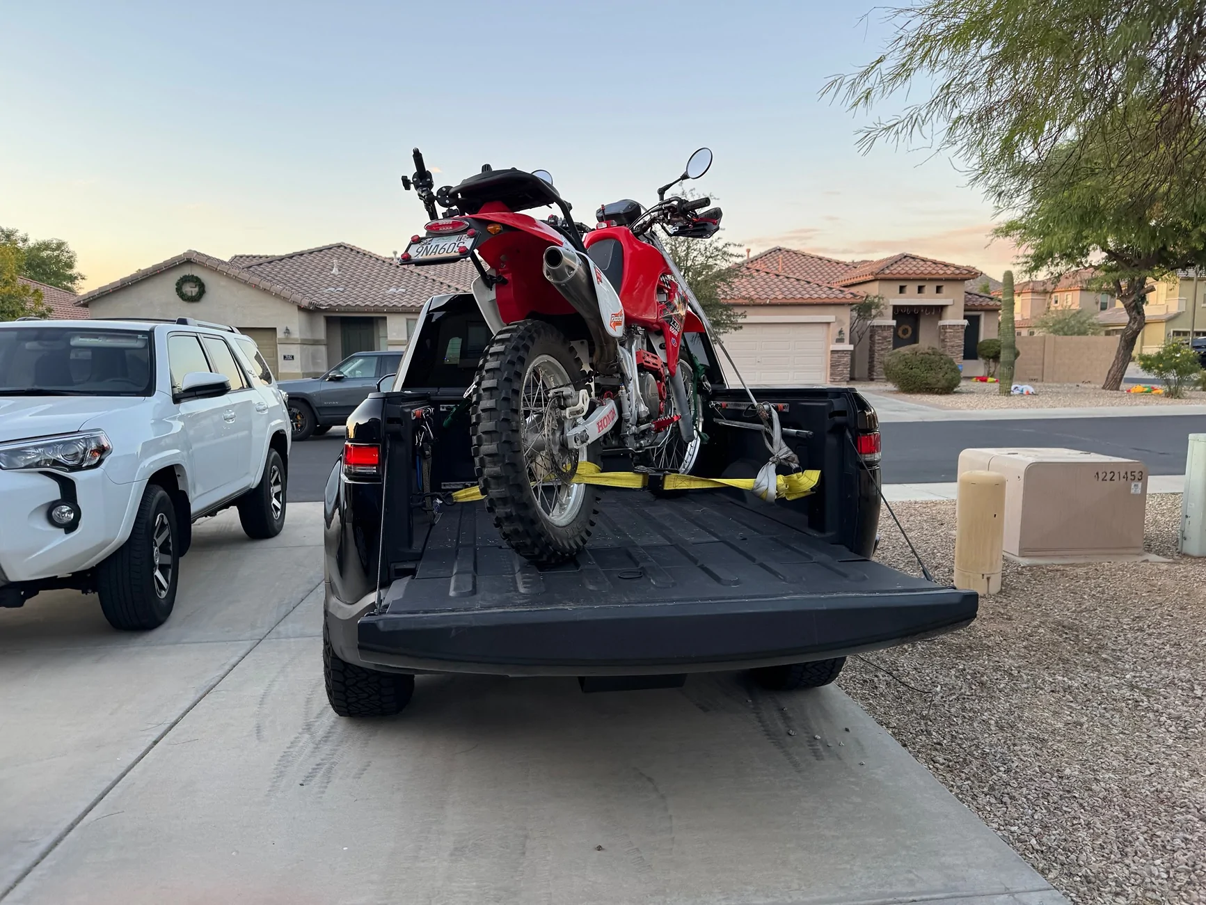 Rivian R1T R1S Tailgate Net Recommendations? IMG_4532