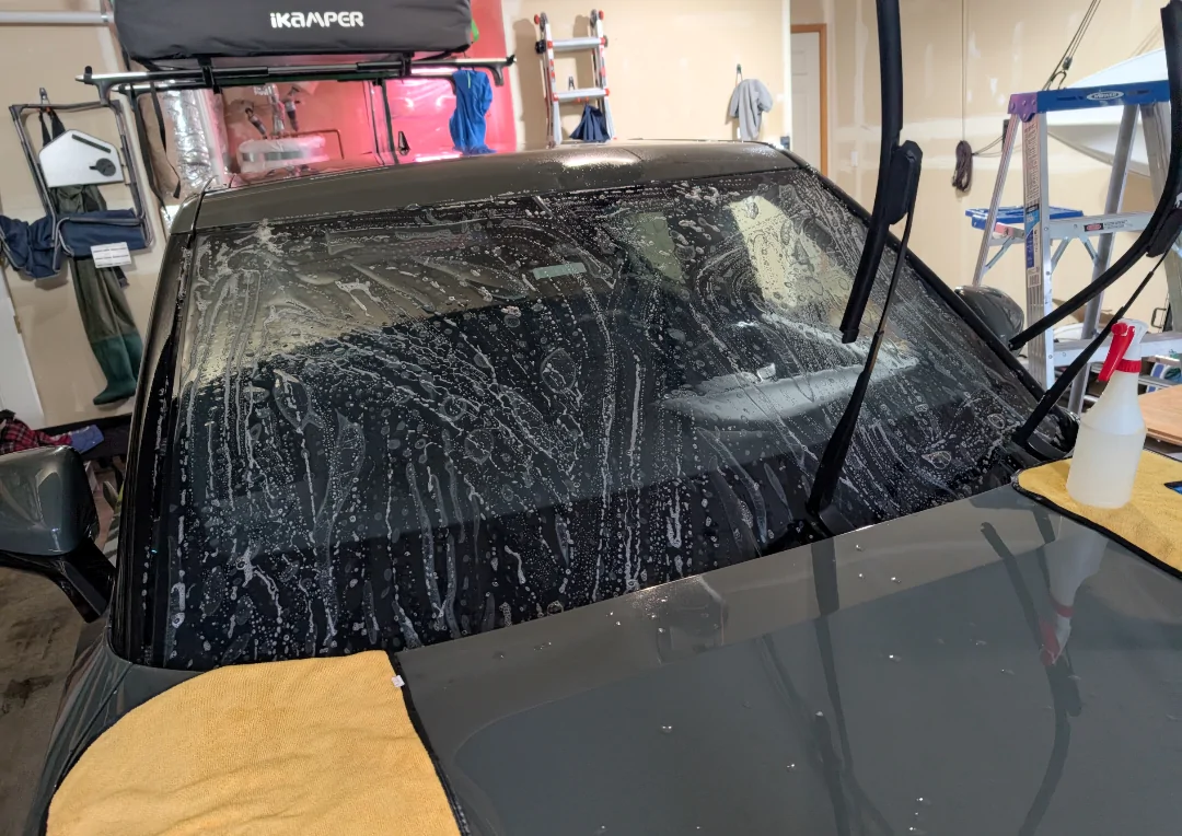 Rivian R1T R1S Windshield & Sunroof Protection Film - DIY Pre-Cut / UV + IR Blocking (TWRAPS) 1000005337