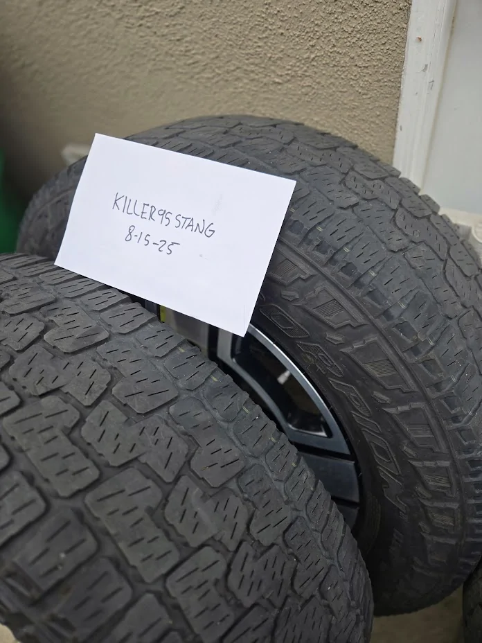 Rivian R1T R1S (4) 20" AT Bright wheels 20250815_073409