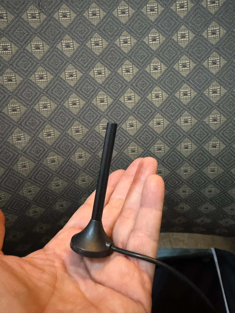 Rivian R1T R1S Cell booster inside antenna placement 1755708635033-c1
