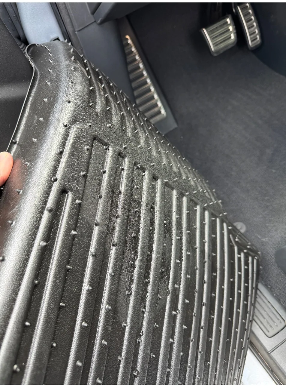 Rivian R1T R1S PSA for all Gen 1 owners! Check your carpets for signs of moisture IMG_1841