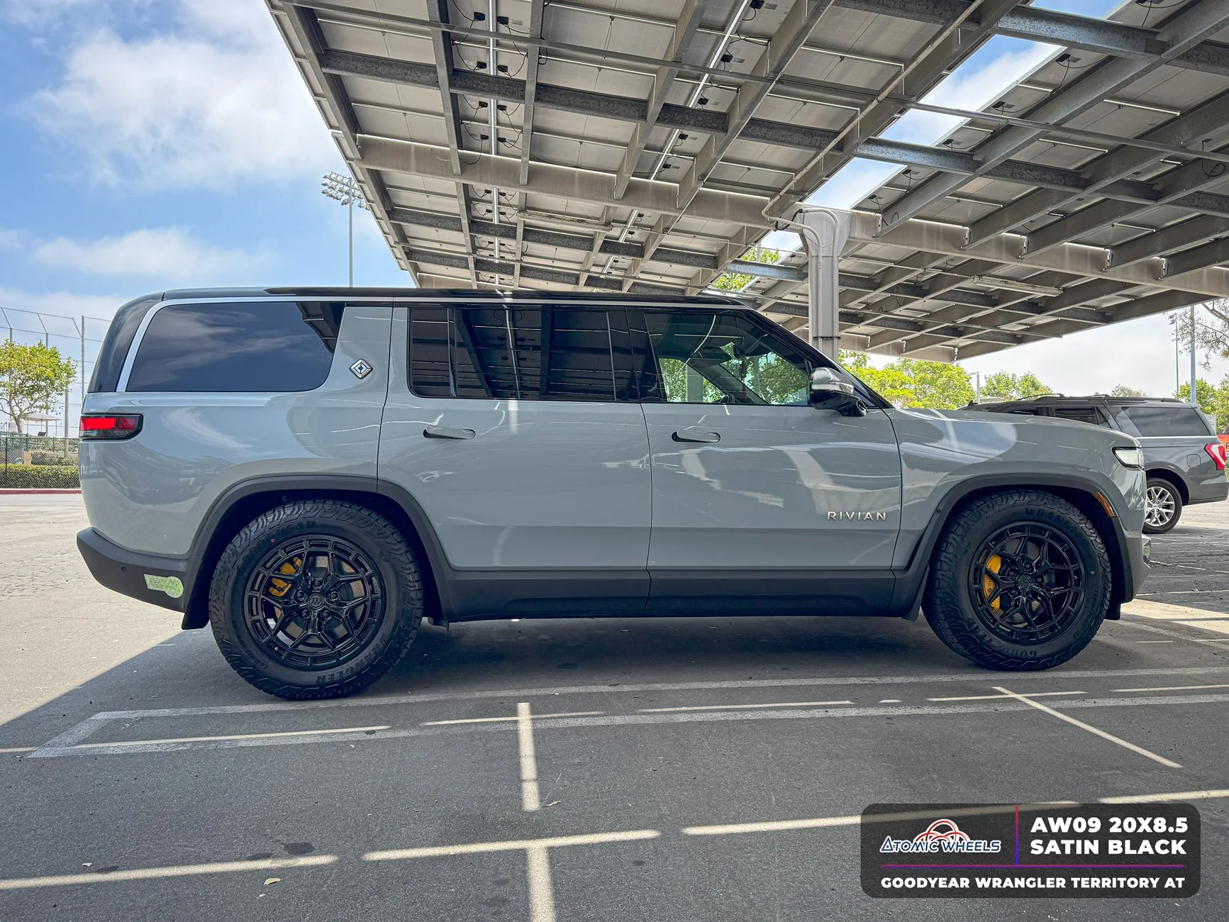 AW09_20_SatinBlack_Rivian_1.jpg