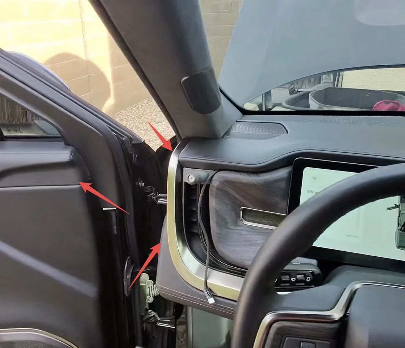 Rivian R1T R1S Dash Rattle? 1756051651317-xm