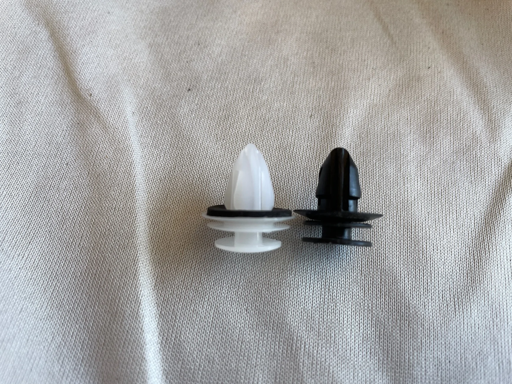 Rivian R1T R1S Where to get replacement plastic trunk clips? IMG_5147