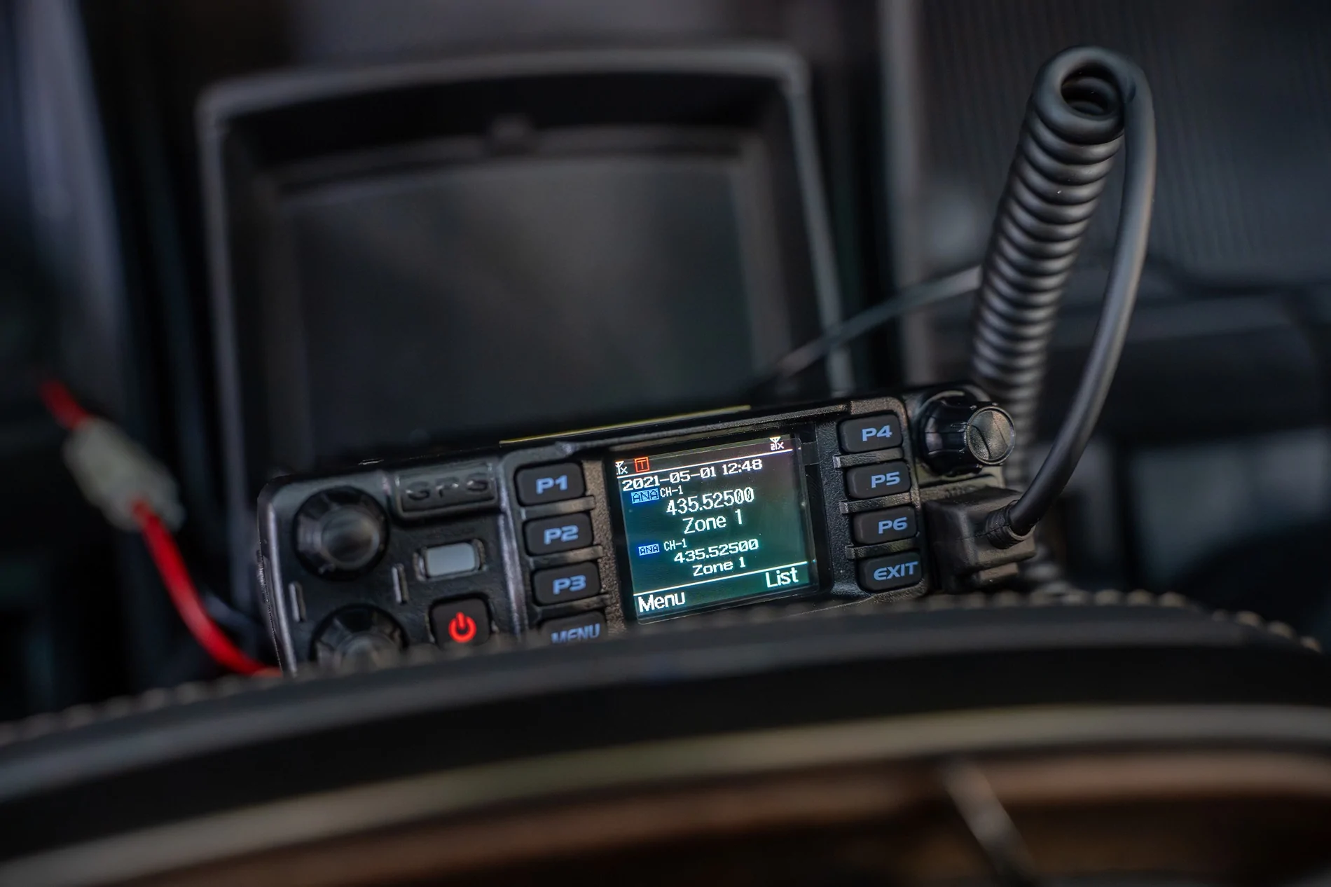 Rivian R1T R1S Standalone 12V Power for my Rivian Rego Battery + VHF Radio Build DSC02531
