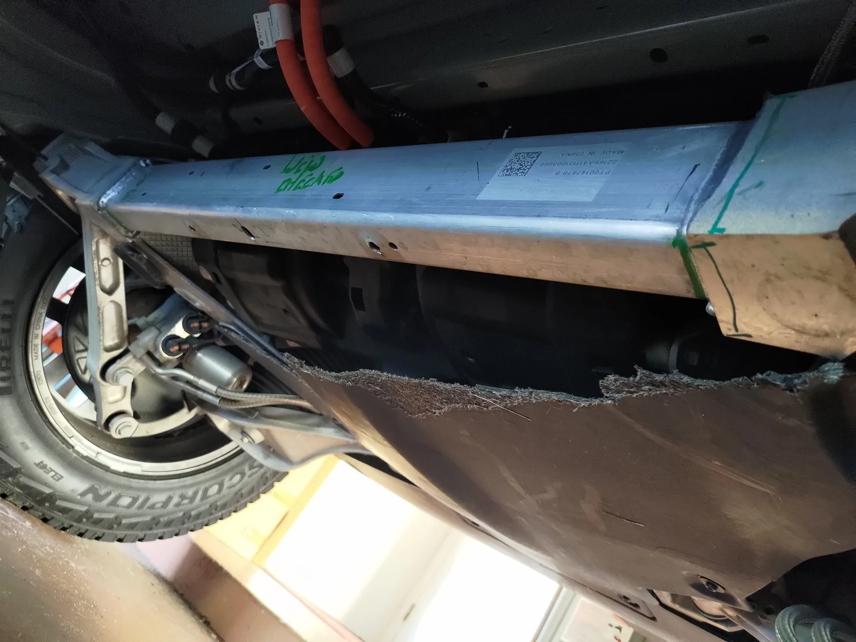 Rivian R1T R1S Plastic underbody ripped off P_20250825_085412