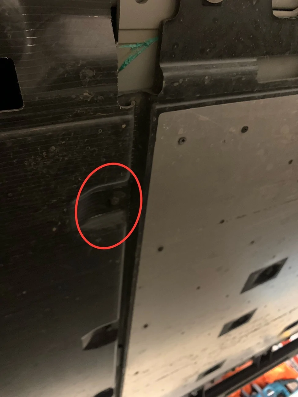 Rivian R1T R1S Missing screws underneath? IMG_7035