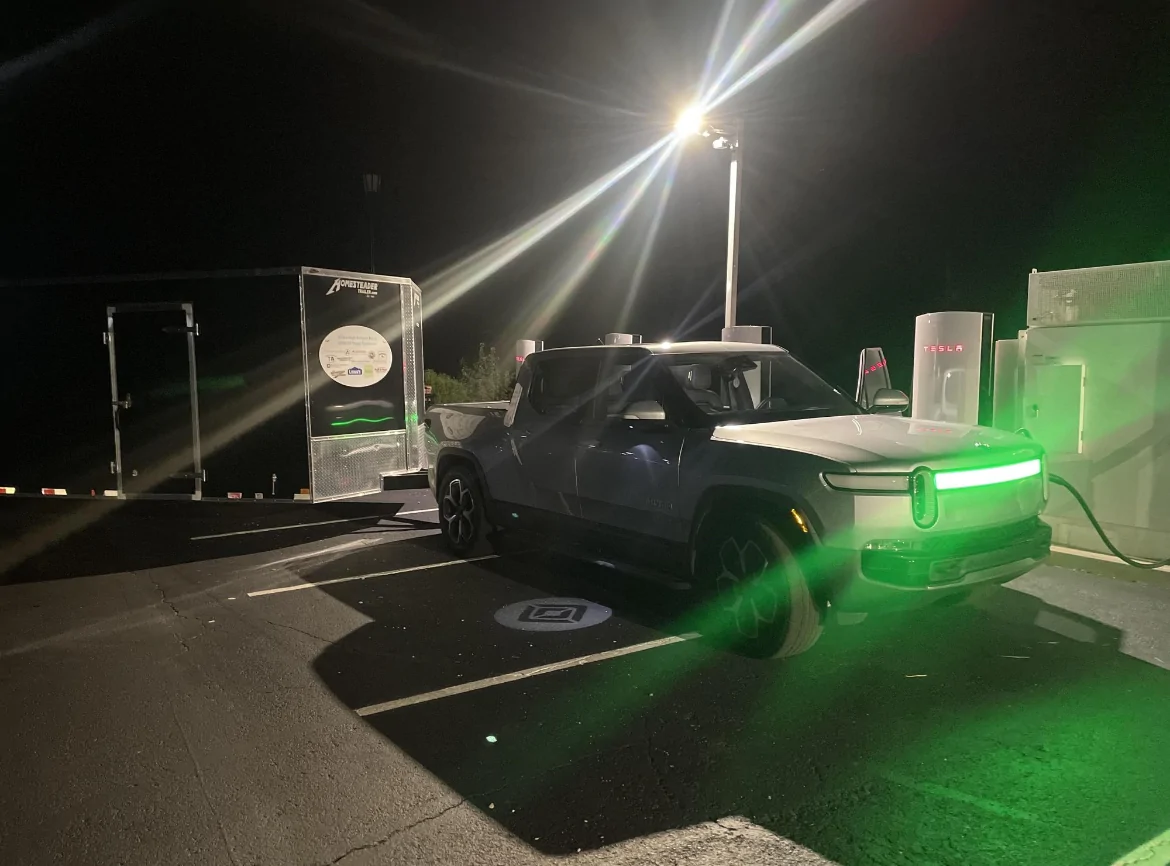 Rivian R1T R1S What Are You Hauling (or Hauled) in your Rivian? 🦾 IMG_1338