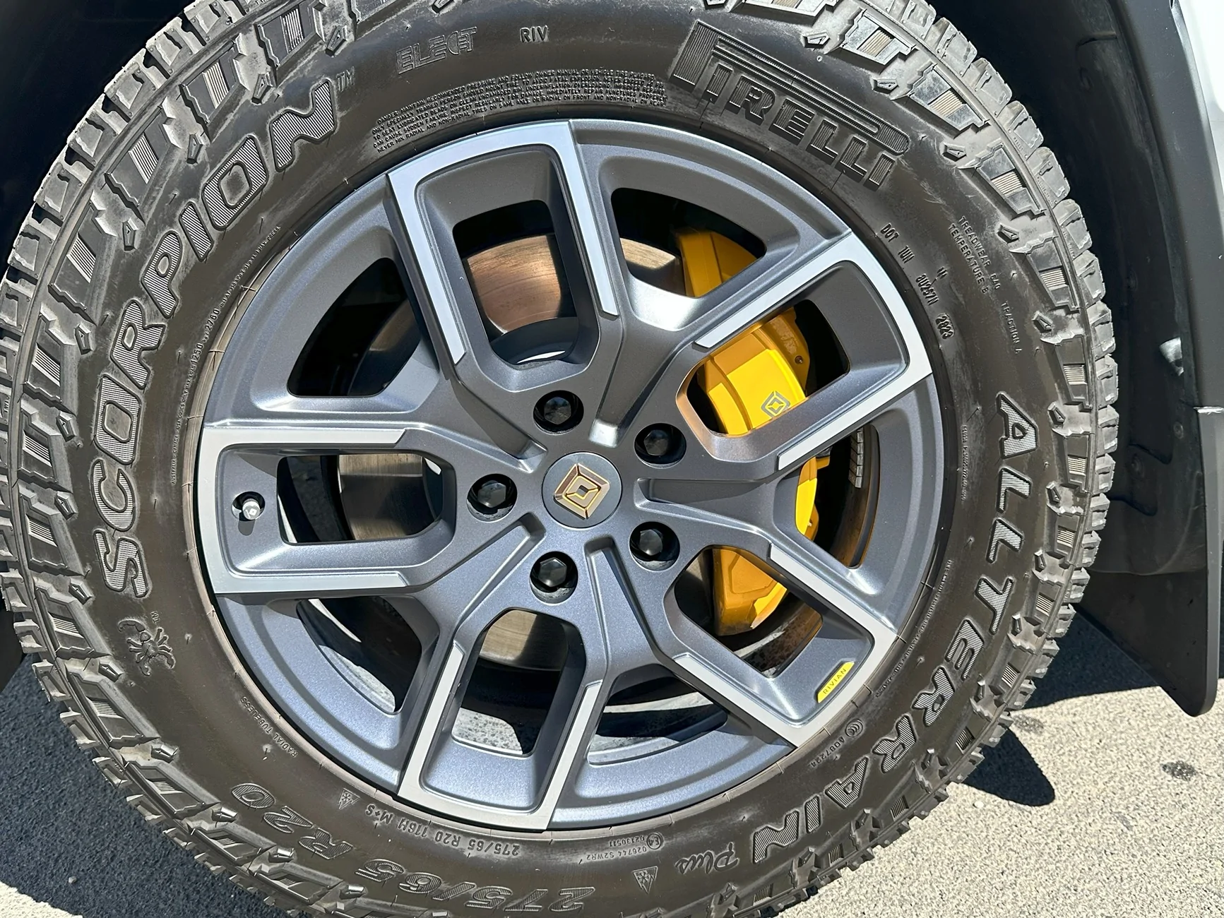 Rivian R1T R1S For Sale: 2023 Rivian R1S Quad Motor AWD – Adventure-Ready & Impeccably Maintained $59,500 or OBO 5