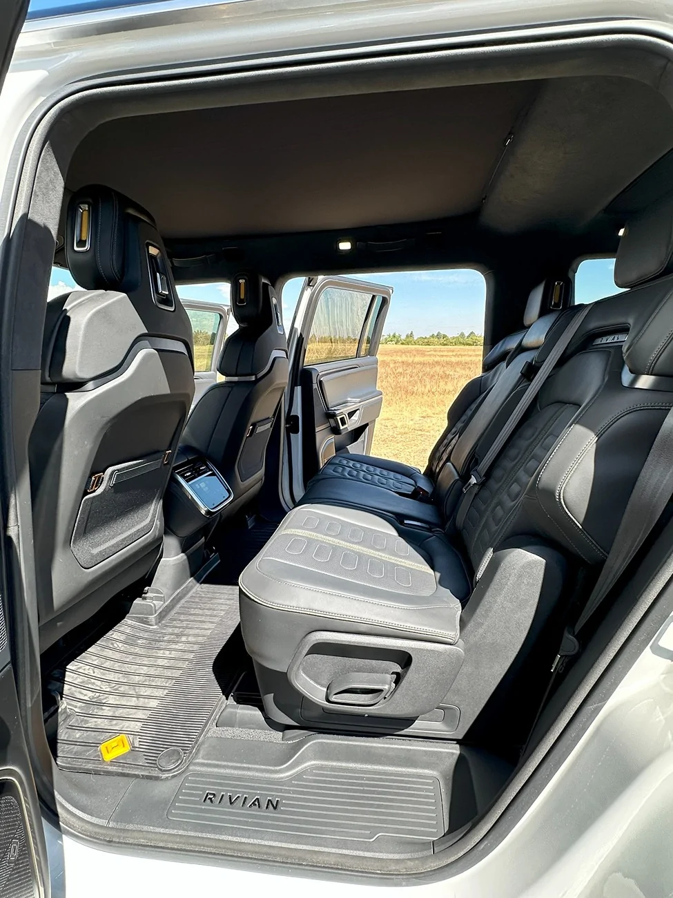 Rivian R1T R1S For Sale: 2023 Rivian R1S Quad Motor AWD – Adventure-Ready & Impeccably Maintained $59,500 or OBO 11