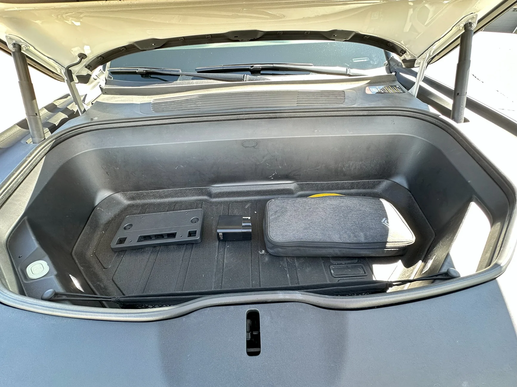 Rivian R1T R1S For Sale: 2023 Rivian R1S Quad Motor AWD – Adventure-Ready & Impeccably Maintained $59,500 or OBO 17